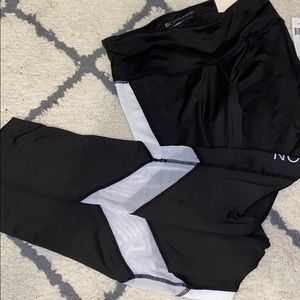 BRAND NEW WITH TAGS BCBG WORKOUT LEGGINGS